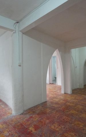 Casa à venda com 70m², 2 quartos e sem vagaSala