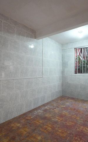 Casa à venda com 70m², 2 quartos e sem vagaSala
