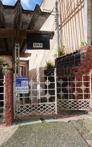 Casa à venda com 70m², 2 quartos e sem vagaFachada