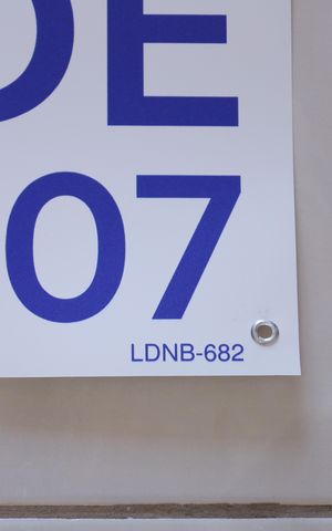 Apartamento para alugar com 39m², 2 quartos e sem vagaPlaca instalada na sacada do imóvel - Código da placa: LDNB-682
