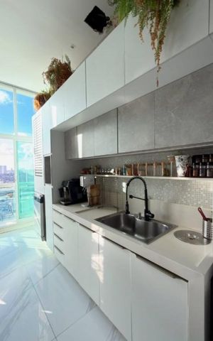 Apartamento para alugar com 91m², 2 quartos e 2 vagas Apartamento para alugar com 91m², 2 quartos e 2 vagasCozinha