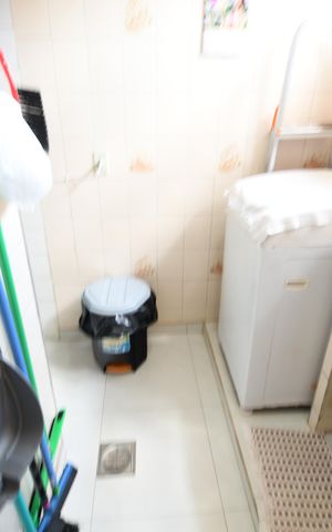 Apartamento à venda com 72m², 3 quartos e 1 vagaÁrea de Serviço