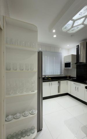 Casa de condomínio à venda com 275m², 3 quartos e 2 vagas