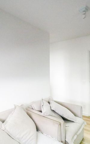 Apartamento à venda com 41m², 2 quartos e 1 vaga Apartamento à venda com 41m², 2 quartos e 1 vagaSala