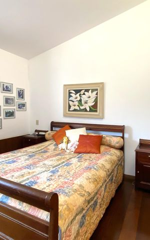 Casa à venda com 420m², 5 quartos e 4 vagas Casa à venda com 420m², 5 quartos e 4 vagasSuite 2