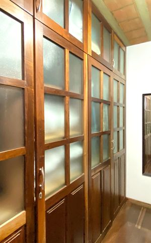 Casa à venda com 420m², 5 quartos e 4 vagas Casa à venda com 420m², 5 quartos e 4 vagasCloset da Suite 2