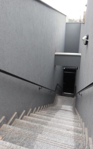 Apartamento para alugar com 38m², 1 quarto e sem vagaEscada