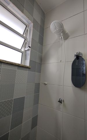Casa de condomínio à venda com 143m², 2 quartos e 2 vagasBanheiro Social