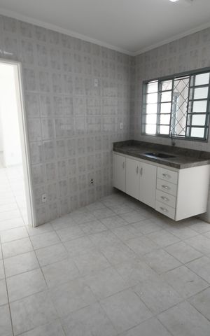 Casa para alugar com 165m², 3 quartos e 2 vagasCozinha - Edícula