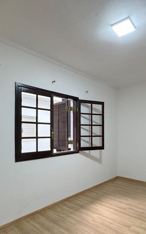 Casa à venda com 180m², 4 quartos e 1 vaga Casa à venda com 180m², 4 quartos e 1 vagaSuíte 1