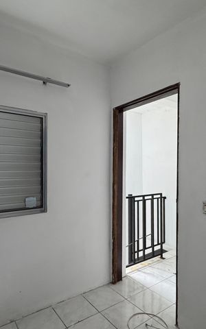Casa à venda com 180m², 4 quartos e 1 vaga Casa à venda com 180m², 4 quartos e 1 vagaSuíte - Edícula