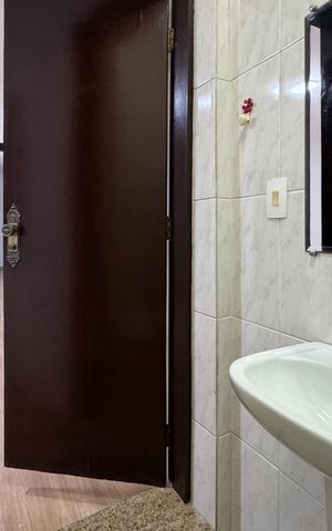 Casa à venda com 180m², 4 quartos e 1 vaga Casa à venda com 180m², 4 quartos e 1 vagaBanheiro - Suíte 1