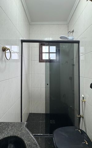 Casa à venda com 180m², 4 quartos e 1 vaga Casa à venda com 180m², 4 quartos e 1 vagaBanheiro - Suíte 2