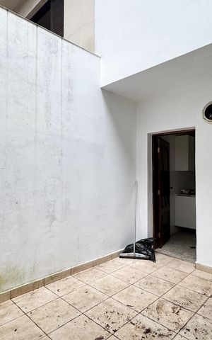 Casa à venda com 180m², 4 quartos e 1 vaga Casa à venda com 180m², 4 quartos e 1 vagaÁrea de Serviço