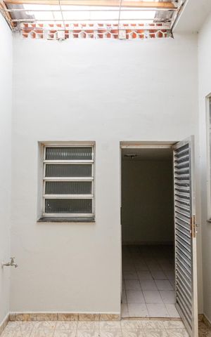 Casa para alugar com 120m², 3 quartos e 2 vagas Casa para alugar com 120m², 3 quartos e 2 vagasÁrea de Serviço