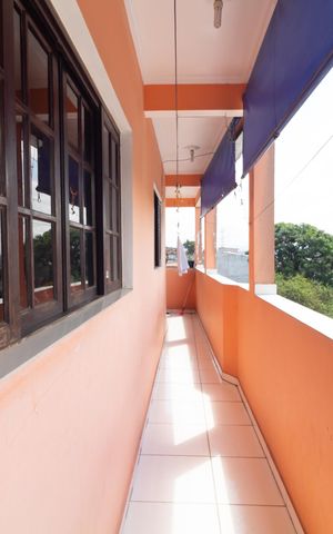 Casa à venda com 250m², 3 quartos e 6 vagas Casa à venda com 250m², 3 quartos e 6 vagasVaranda