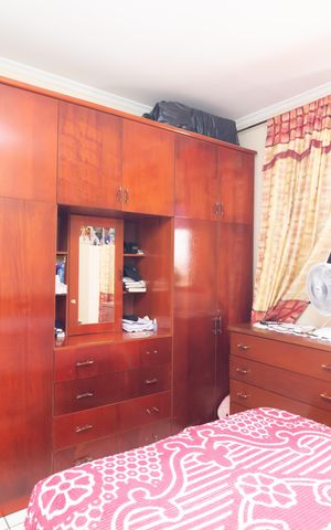 Casa à venda com 250m², 3 quartos e 6 vagas Casa à venda com 250m², 3 quartos e 6 vagasSuíte 3