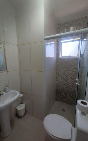 Casa à venda com 90m², 3 quartos e 2 vagas Casa à venda com 90m², 3 quartos e 2 vagasBanheiro