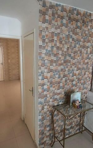 Casa à venda com 90m², 3 quartos e 2 vagas Casa à venda com 90m², 3 quartos e 2 vagasSala