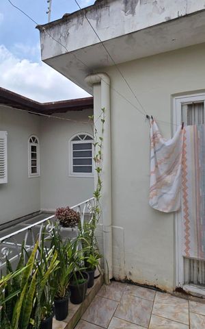 Casa à venda com 261m², 4 quartos e 2 vagas Casa à venda com 261m², 4 quartos e 2 vagasVaranda da Suíte 3