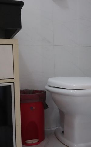 Casa à venda com 261m², 4 quartos e 2 vagasBanheiro da Suíte 01