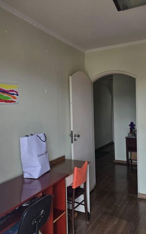 Casa à venda com 261m², 4 quartos e 2 vagas Casa à venda com 261m², 4 quartos e 2 vagasQuarto 04