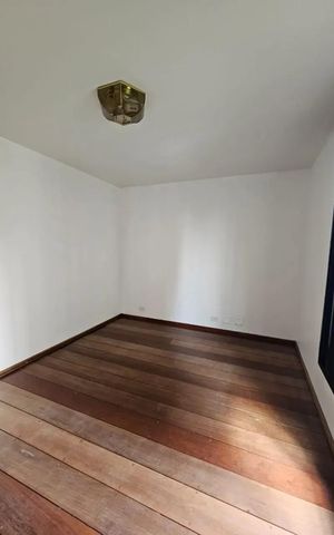 Apartamento à venda com 283m², 4 quartos e 5 vagasQuarto 2