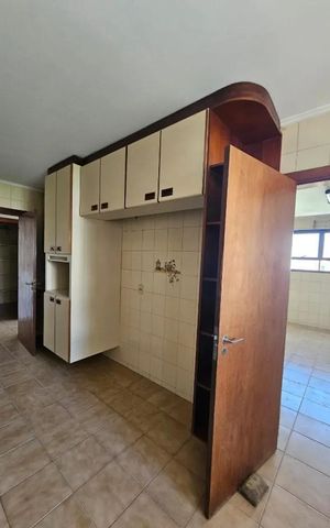 Apartamento à venda com 283m², 4 quartos e 5 vagasCozinha