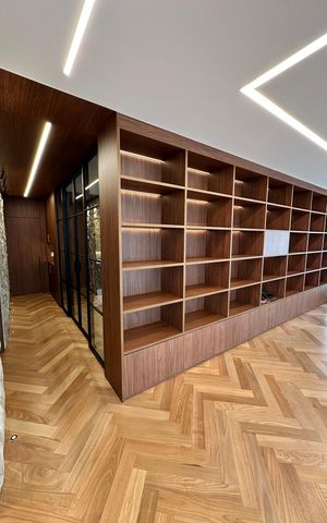 Apartamento à venda com 230m², 4 quartos e 3 vagas Apartamento à venda com 230m², 4 quartos e 3 vagasSala