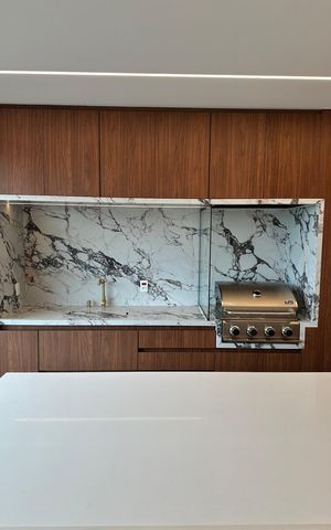 Apartamento à venda com 230m², 4 quartos e 3 vagas Apartamento à venda com 230m², 4 quartos e 3 vagasEspaço gourmet