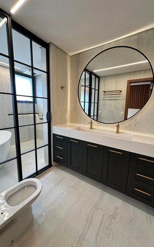 Apartamento à venda com 230m², 4 quartos e 3 vagas Apartamento à venda com 230m², 4 quartos e 3 vagasBanheiro