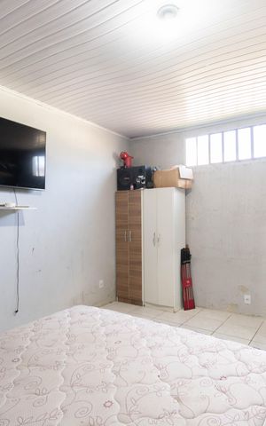 Casa à venda com 120m², 1 quarto e sem vaga