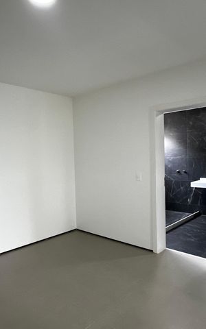 Casa de condomínio à venda com 493m², 4 quartos e 2 vagas Casa de condomínio à venda com 493m², 4 quartos e 2 vagasQuarto 3