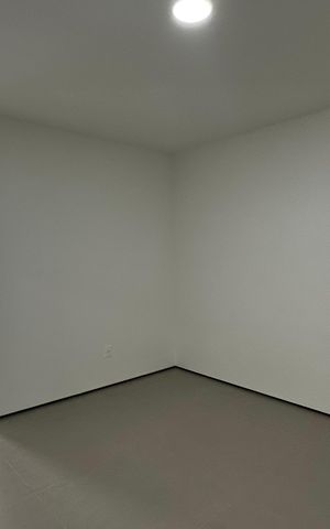 Casa de condomínio à venda com 493m², 4 quartos e 2 vagas Casa de condomínio à venda com 493m², 4 quartos e 2 vagasCloset do quarto 3