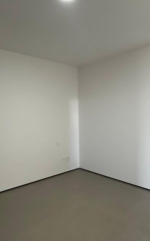 Casa de condomínio à venda com 493m², 4 quartos e 2 vagas Casa de condomínio à venda com 493m², 4 quartos e 2 vagasQuarto 4