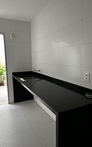 Casa de condomínio à venda com 493m², 4 quartos e 2 vagas Casa de condomínio à venda com 493m², 4 quartos e 2 vagasÁrea de Serviço