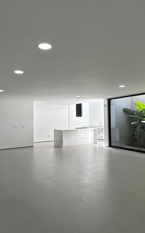 Casa de condomínio à venda com 493m², 4 quartos e 2 vagas Casa de condomínio à venda com 493m², 4 quartos e 2 vagasSala