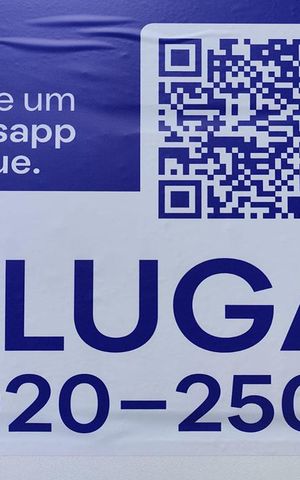Casa de condomínio à venda com 60m², 2 quartos e 1 vaga Casa de condomínio à venda com 60m², 2 quartos e 1 vagaFachada
