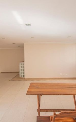 Apartamento à venda com 124m², 3 quartos e 2 vagas Apartamento à venda com 124m², 3 quartos e 2 vagasÁrea comum - Salão de festas