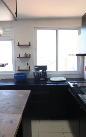Apartamento à venda com 96m², 2 quartos e 2 vagasCozinha e Área de Serviço