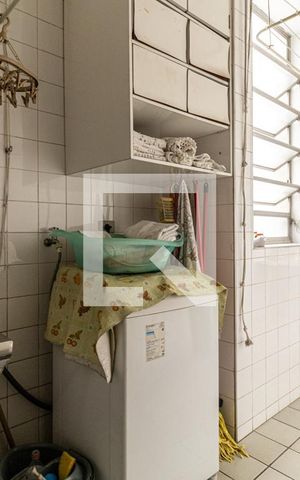 Apartamento à venda com 182m², 3 quartos e 2 vagas Apartamento à venda com 182m², 3 quartos e 2 vagasÁrea de serviço