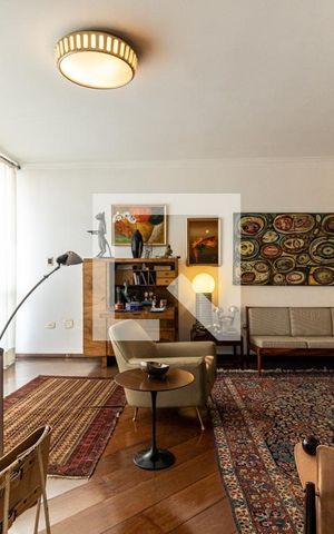Apartamento à venda com 182m², 3 quartos e 2 vagas Apartamento à venda com 182m², 3 quartos e 2 vagasSala