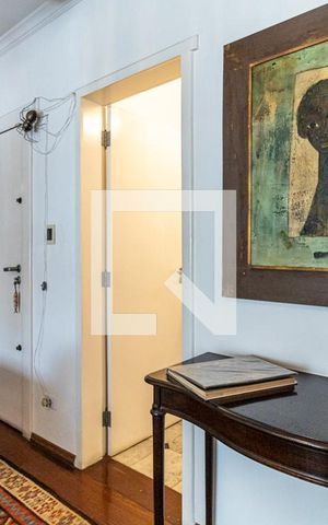 Apartamento à venda com 182m², 3 quartos e 2 vagas Apartamento à venda com 182m², 3 quartos e 2 vagasSala