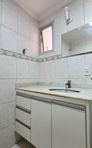 Apartamento à venda com 72m², 3 quartos e 1 vaga Apartamento à venda com 72m², 3 quartos e 1 vagaBanheiro 2