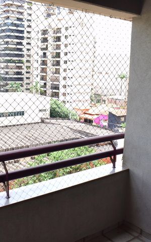 Apartamento para alugar com 124m², 3 quartos e 2 vagasVaranda