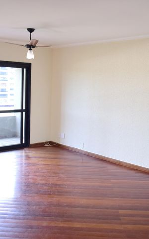 Apartamento para alugar com 124m², 3 quartos e 2 vagasSala