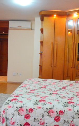 Casa à venda com 600m², 6 quartos e 4 vagasSuite 1