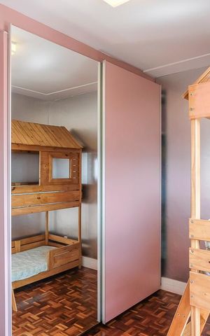 Apartamento à venda com 242m², 4 quartos e 2 vagasQuarto 2