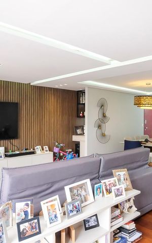 Apartamento à venda com 242m², 4 quartos e 2 vagasSala