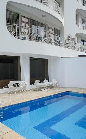 Apartamento à venda com 242m², 4 quartos e 2 vagasPiscina